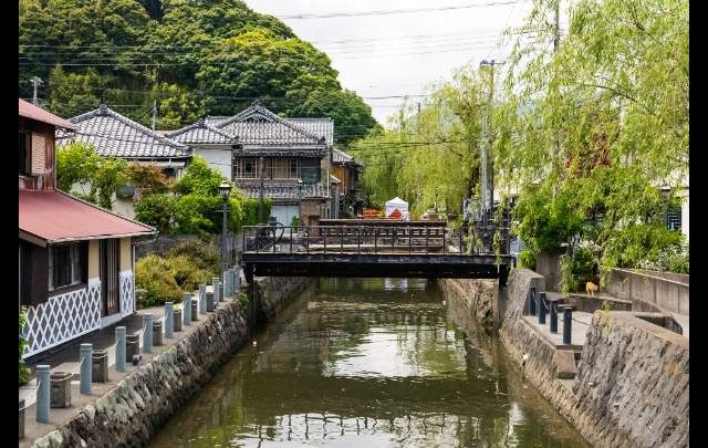 飲泉、自家源泉かけ流しの秘湯　観音温泉