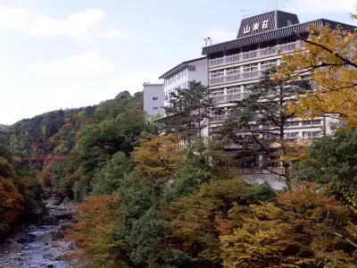 ホテル尾瀬老神山楽荘
