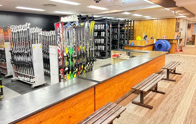 マウントレースイスキー場