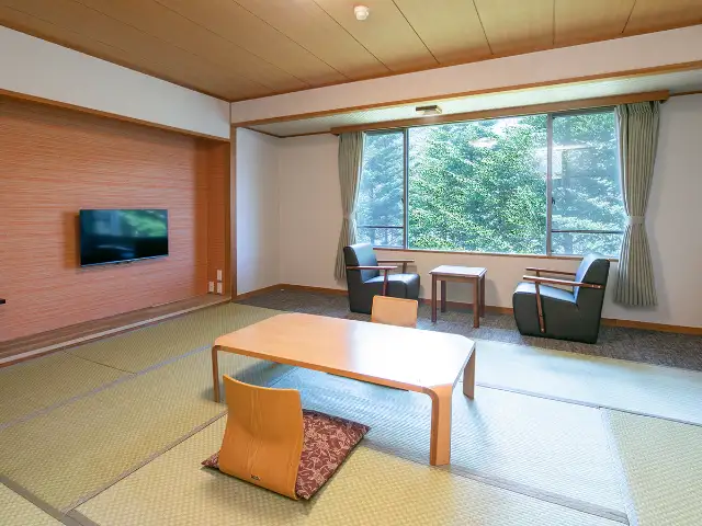 伊東園ホテル草津