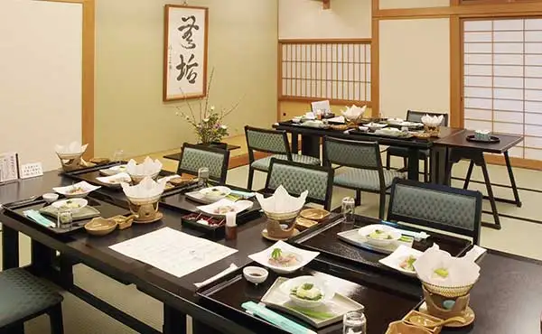 琵琶レイクオーツ