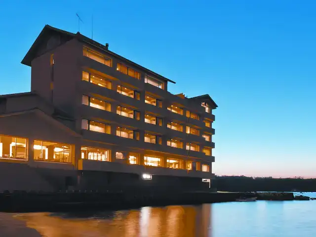 伊豆・三津浜　松濤館