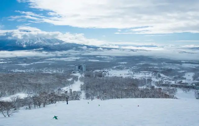 トリフィートホテル＆ポッド　ニセコ