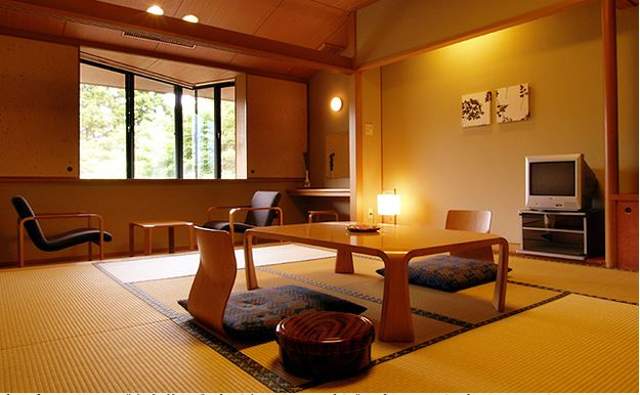 箱根強羅温泉　楽々花