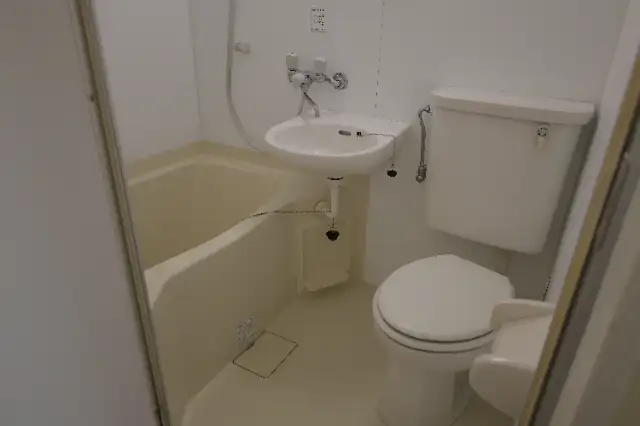 部屋内ユニットバス