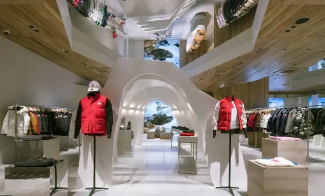 カナダグース 神戸三田プレミアムアウトレット店　