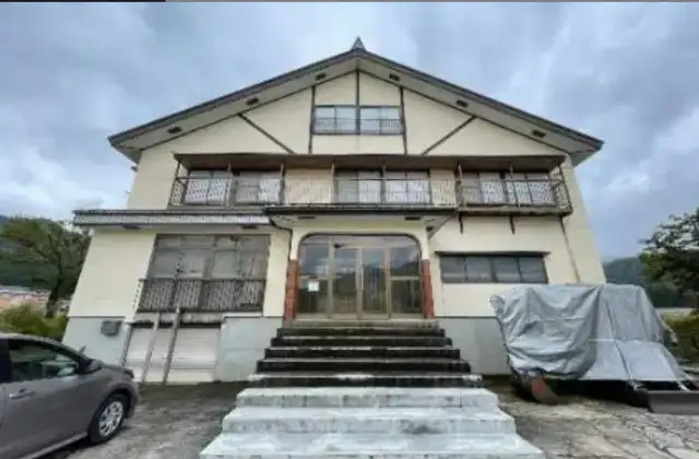 湯沢中里スキー場の寮画像