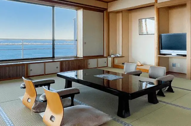 琵琶湖グランドホテル