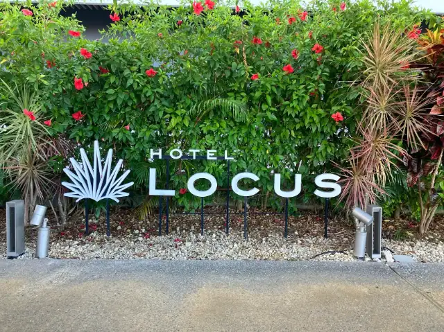 HOTEL LOCUS