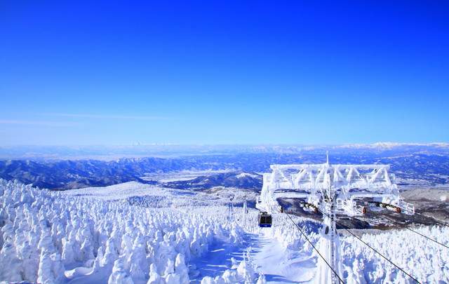 蔵王四季のホテル