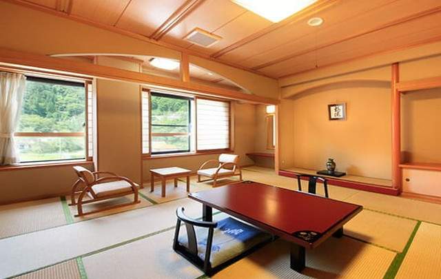 湯元ホテル阿智川