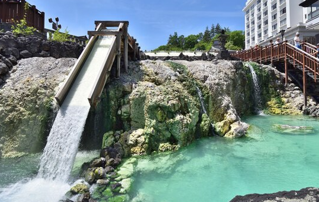 亀の井ホテル 草津湯畑