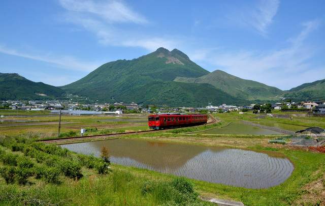 TOTO 山と星空の湯布院