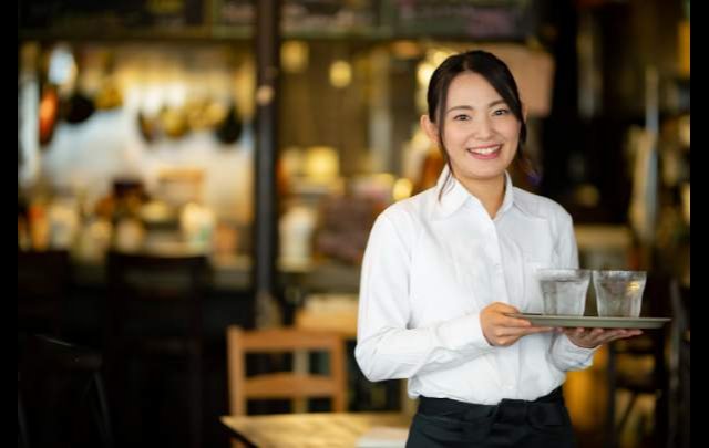 軽井沢ｱｳﾄﾚｯﾄ内ﾌｰﾄﾞｺｰﾄ