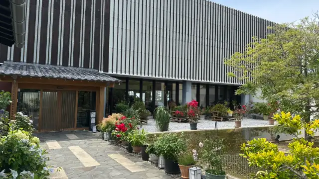 浜千鳥の湯　海舟