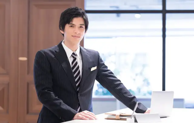 フロント業務です！