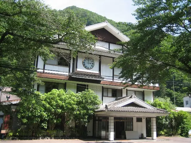 ホテル尾瀬老神山楽荘