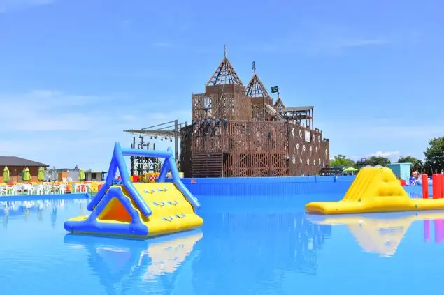 夏はプールも！