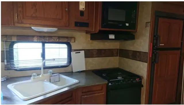 本家鮪屋の寮画像