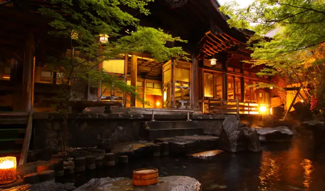 株式会社萬屋傳蔵よろづや