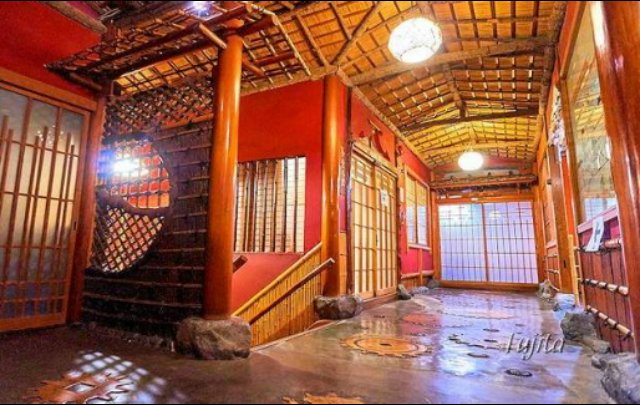 歴史の宿　金具屋