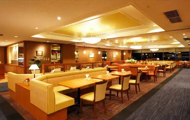 ロイヤルホスト鹿児島店