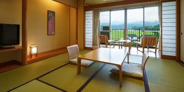 つるぎ恋月｜立山連峰を望む天然温泉旅館の寮画像