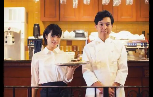 軽井沢ｱｳﾄﾚｯﾄ内ﾌｰﾄﾞｺｰﾄ
