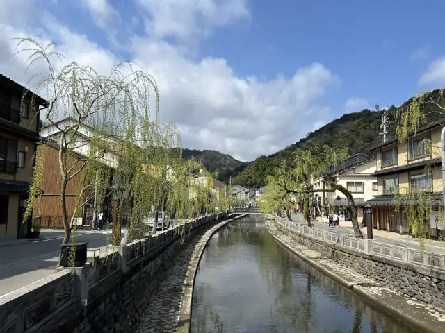 深山楽亭