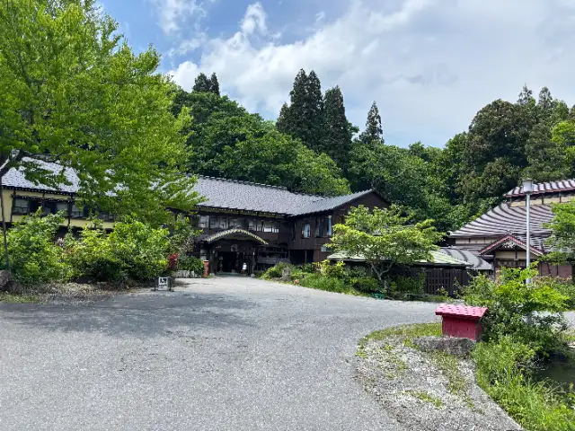 蔦温泉