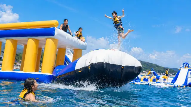 海上アスレチックAQuaLooP