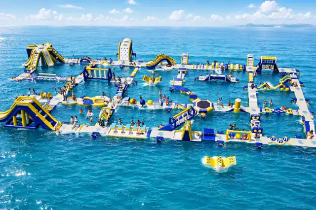 海上アスレチックAQuaLooP