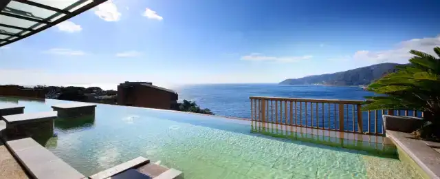 赤沢日帰り温泉館