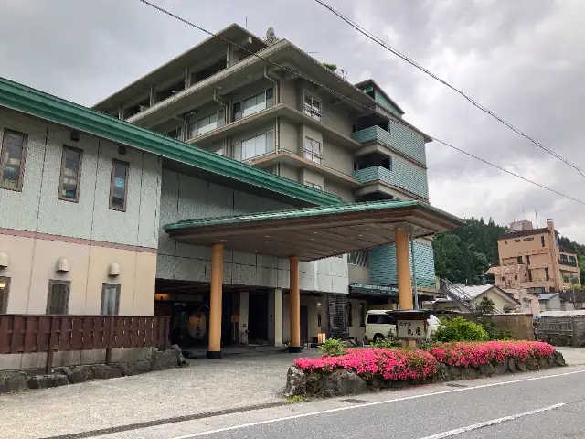 ホテル亀屋