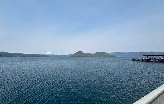 湖に癒されます♪
