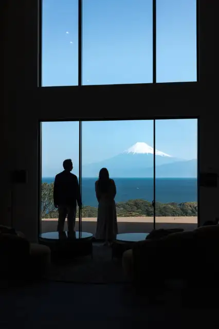駿河湾の夕陽と富士を望む絶景の宿 富士青藍
