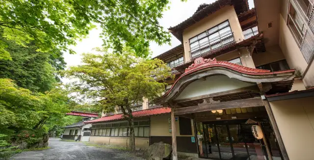 藤三旅館