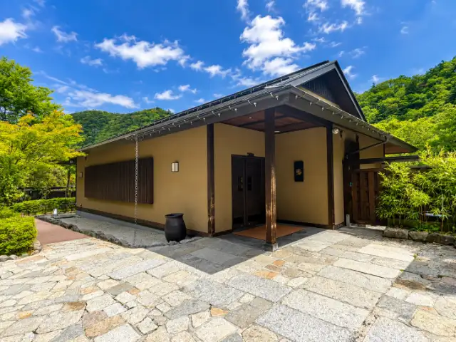 塩の湯温泉　蓮月