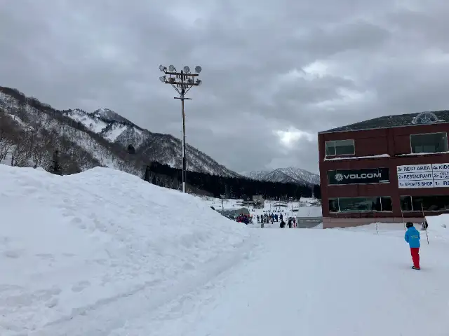 湯沢中里スキー場