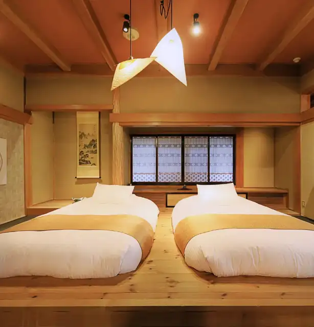 河口湖温泉寺 夢殿
