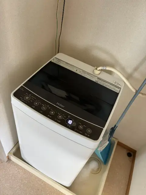 部屋内に洗濯機あります!