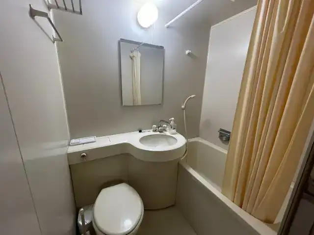 部屋内(ユニットバス)