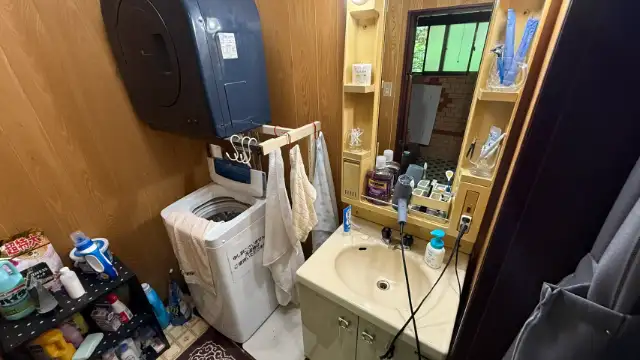 共有の洗面台